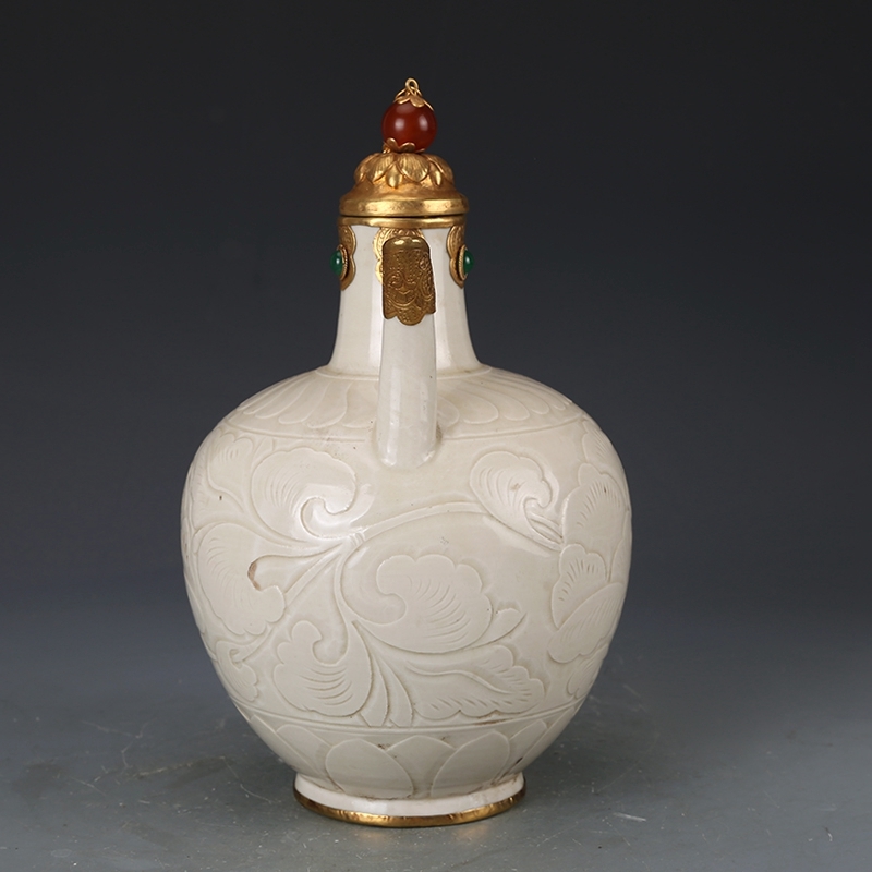 宋時代定窯刻花卉紋象嵌寶石包金蓋壺・水注!高さ27cm 直径17cm-