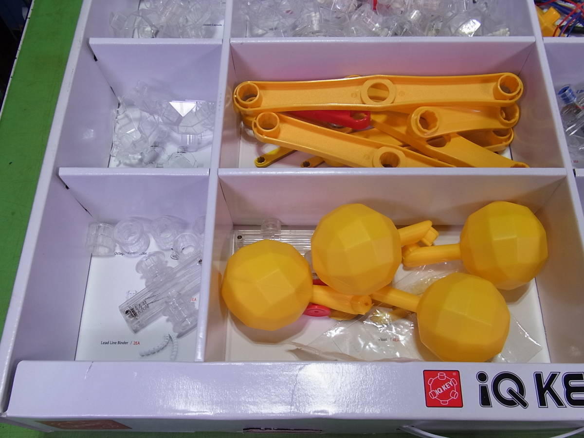 ■■【即決】IQ KEY 100MODELS PERFECT1000 アイキューキー 知育玩具 程度の良いＵＳＥＤ品！ すべてのパーツが揃っているかは未確認です_画像6