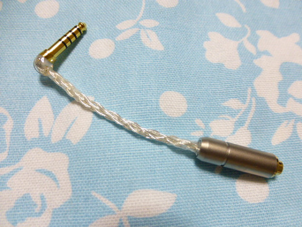2.5mm4極 (メス) → 4.4mm5極 L字 変換ケーブル 6N純銀撚り線 2.5mm4極 (メス) → 4.4mm5極 L字 変換ケーブル 6N純銀撚り線