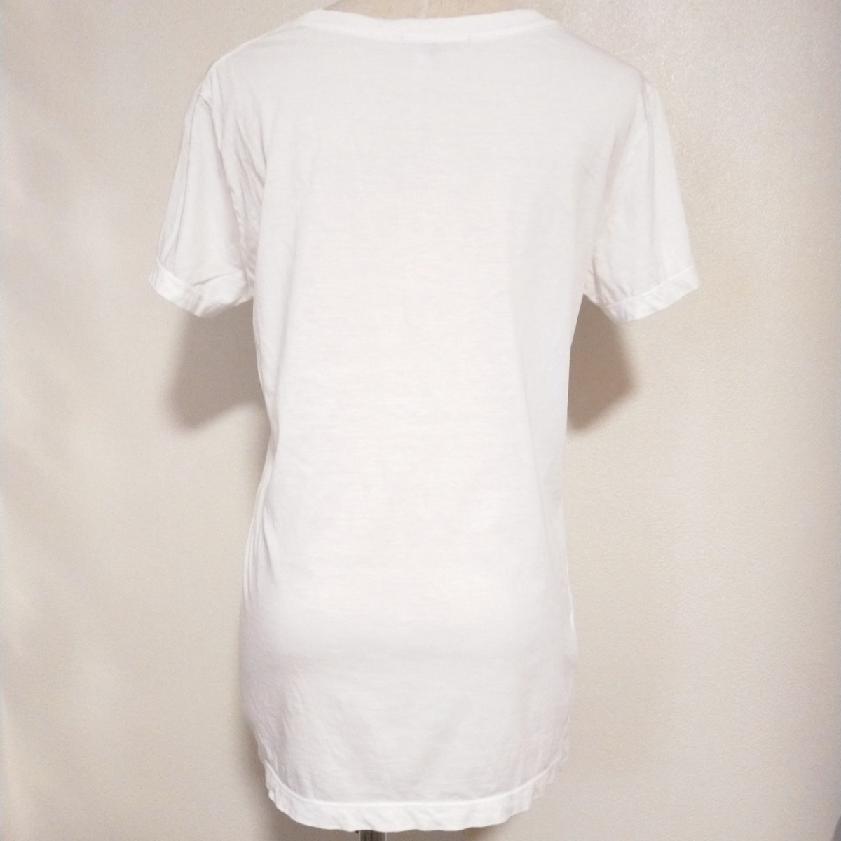 23区 半袖Tシャツ Mサイズ 白 コットン ロゴ 薄手 ストレッチ クルーネック オンワード トップス レディース 日本製 新品
