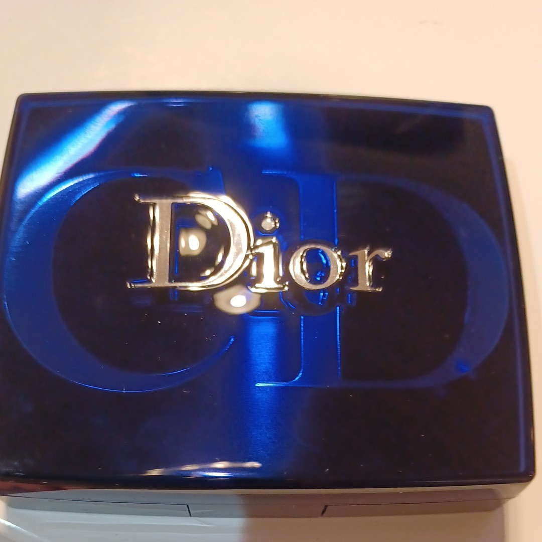 Dior サンククルール 270Dior