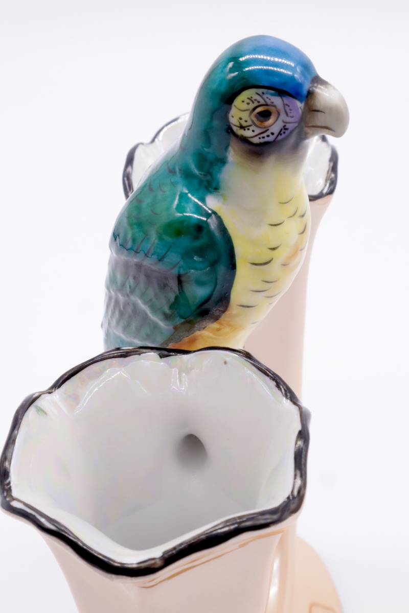 柔らかな質感の オールドノリタケ小鳥フィギュア付ラスター彩花瓶 tdh