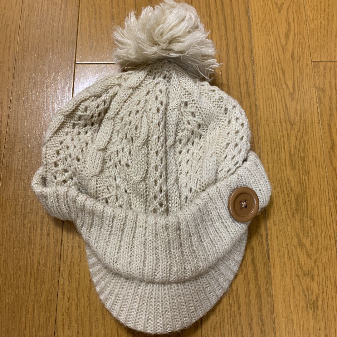 300円 【★安心の定価販売★】 ニット帽 ホワイト ボンボン ハンチング ニットキャップ 帽子
