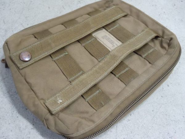 V68 訳あり特価！希少！人気！◆FIRST AID KIT POUCH コヨーテブラウン◆米軍◆サバゲー！_画像7