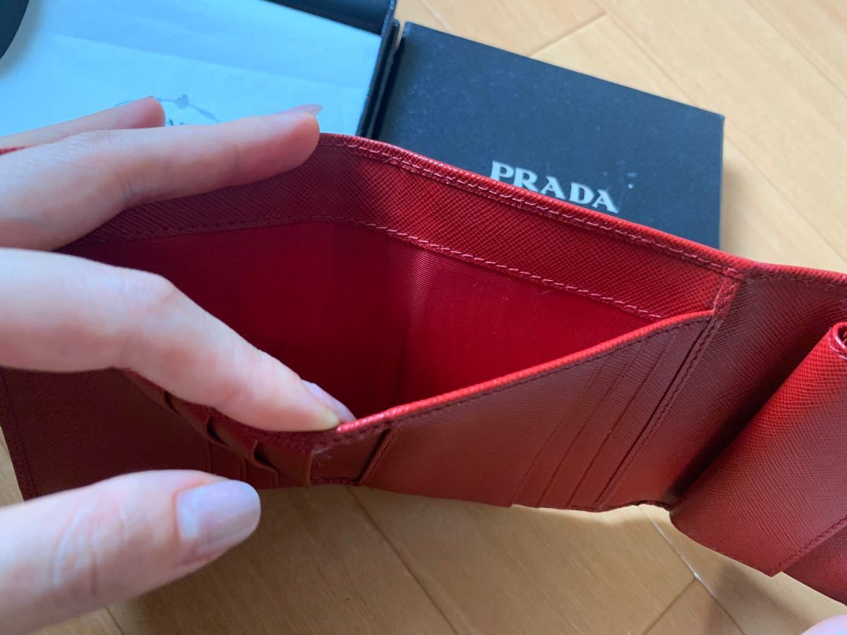 PRADA プラダ 折り財布 ミニ財布 三つ折り