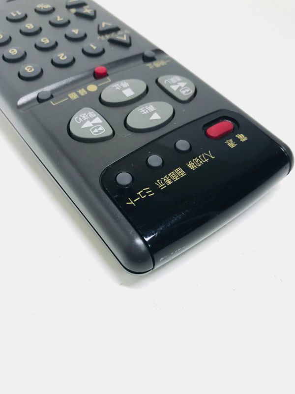 ☆生産終了品・希少☆■Panasonic(パナソニック)■ TV/VTR リモコン ≪TNQ70443≫ 除菌済みです_画像4