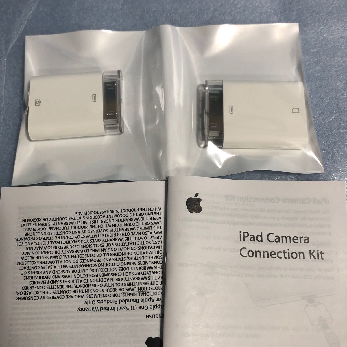 送料無料　iPod camera connection kit 新品　未使用　カメラコネクタ　ＳＤカードリーダー