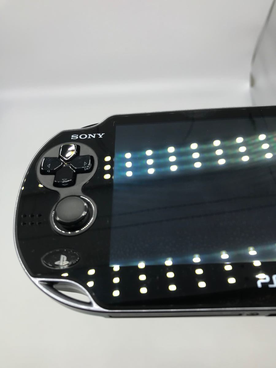 PlayStation Vita 1000　PS Vita Wi-Fiモデル PS Vita SONY Wi-Fiモデル 