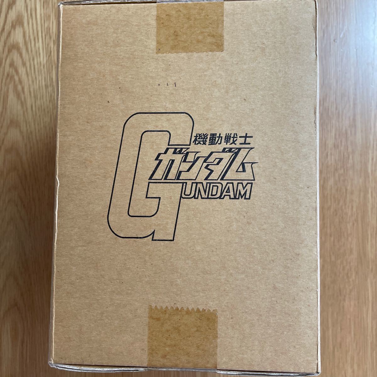 新品　完全未開封品　機動戦士ガンダム DVD-BOX 1〈初回限定生産・6枚組〉