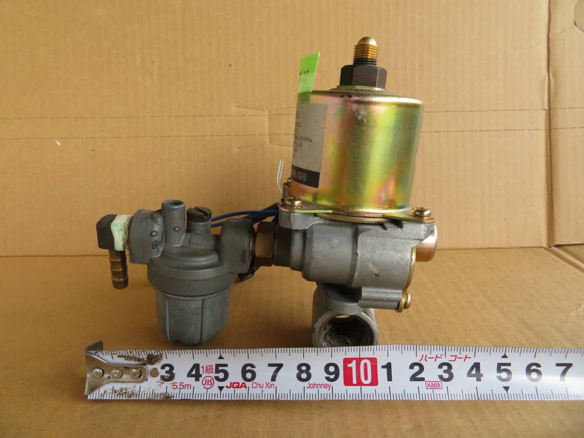11 電磁ポンプ VSRM63 日本コントロール工業/灯油ボイラー/ 中古 11 電磁ポンプ VSRM63 日本コントロール工業/灯油ボイラー/ 中古