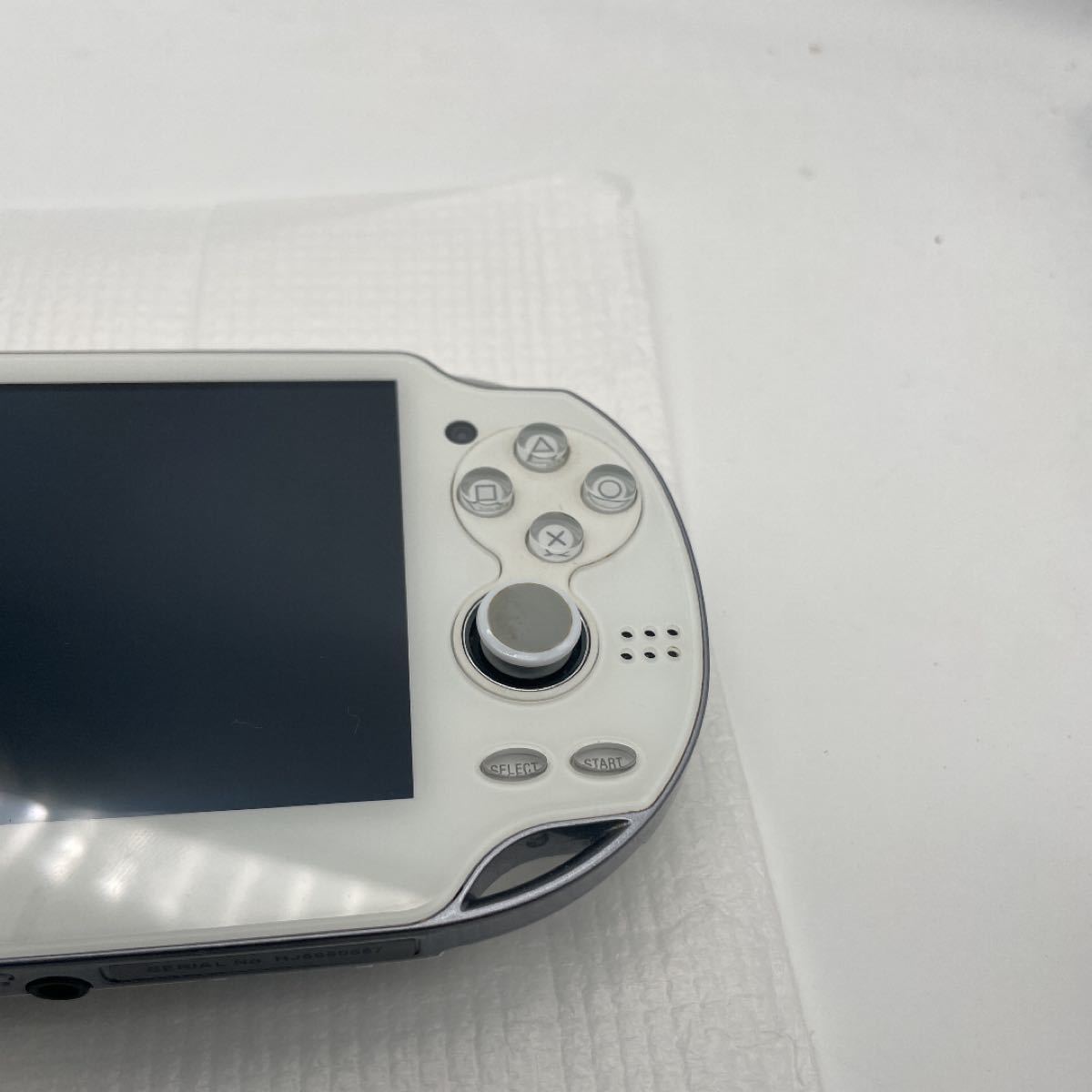 PlayStation Vita クリスタルホワイト