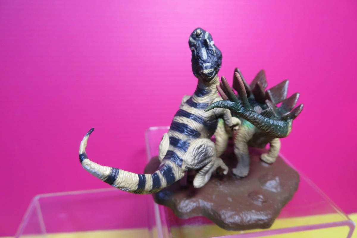 学研の図鑑　フィギュアシリーズ　恐竜　【ステゴザウルス＆ケラトサウルス】_画像5