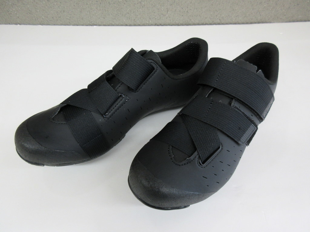 全商品オープニング価格! フィジーク R1 INFINITO KNIT 42 1 2 27.35
