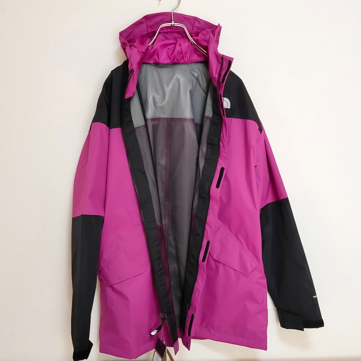 THE NORTH FACE　ノースフェイス　マウンテンパーカー 新品　パープル　レディースキッズブラック防水