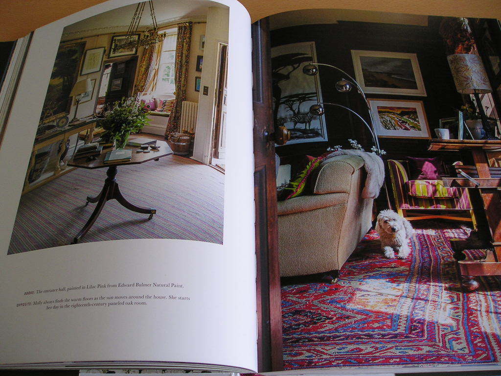 洋書・At Home in the English Countryside Designers and Their Dogs・英国のカントリーで愛犬と暮らすデザイナーの素敵な住まい_画像6