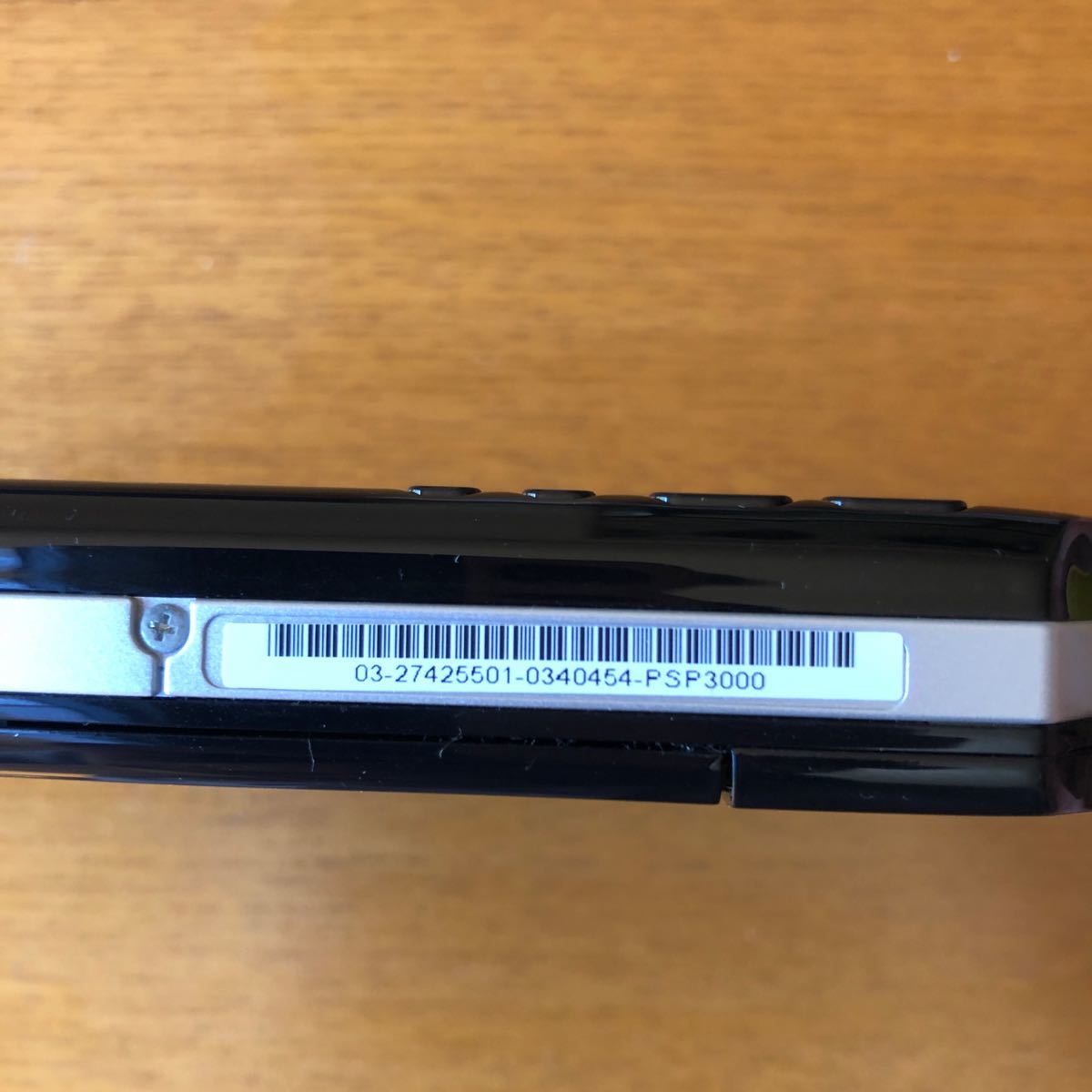 SONY PSP-3000 ブラック   中古品　ソフト5本付き