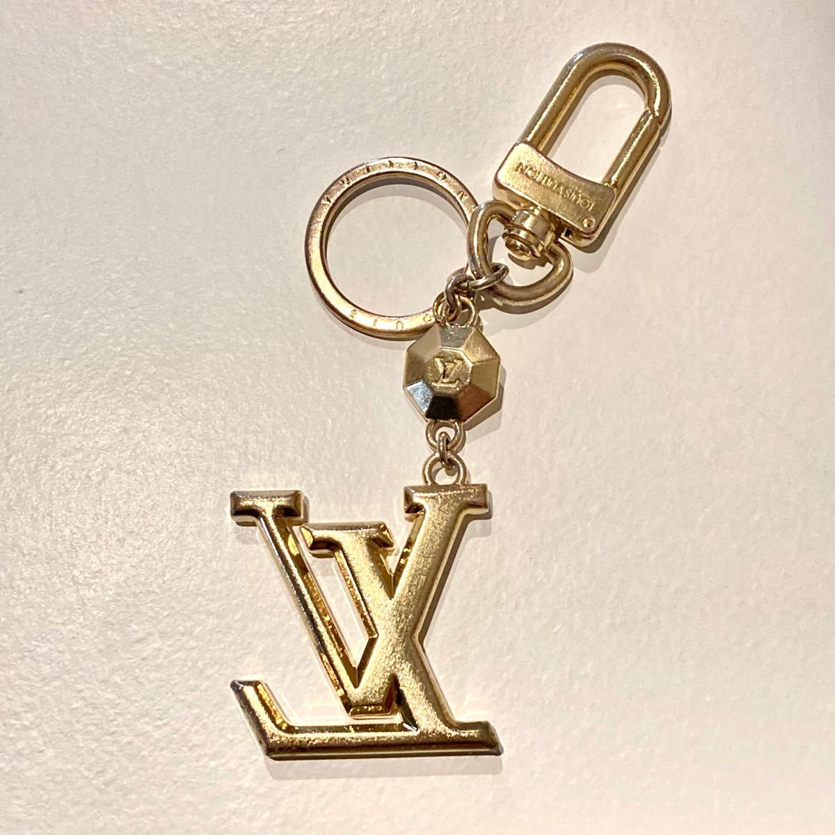 LOUIS VUITTON ルイ ヴィトン キーホルダー キーリング チャーム