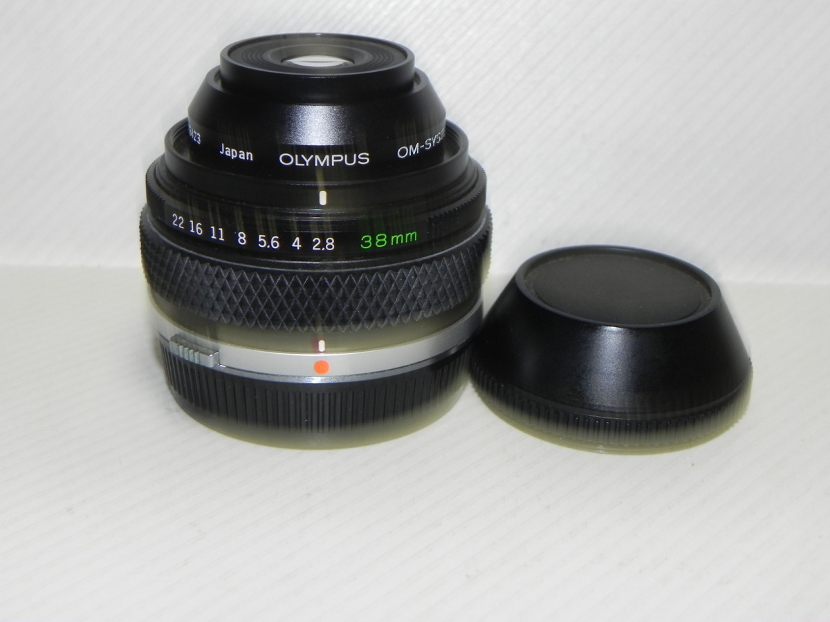 OLYMPUS OM-SYSTEM Zuiko AUTO-MACRO 38mm /f 2.8 レンズ_画像1