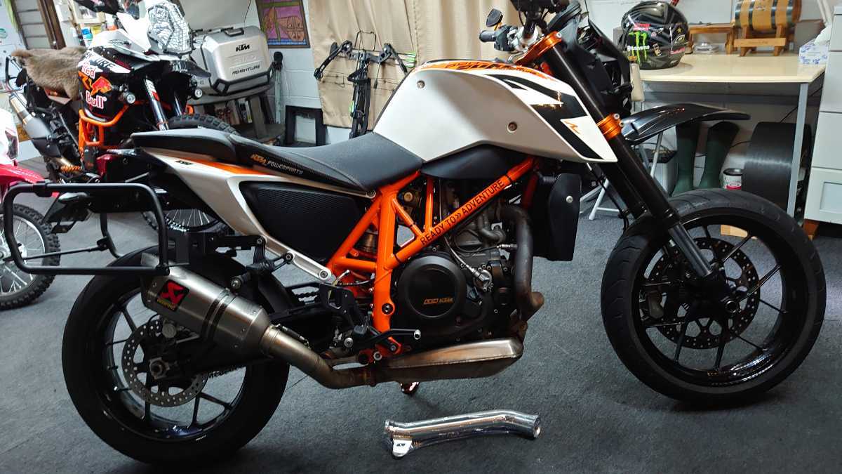 検付 ローダウン KTM 690R アドベンチャーR 状態 良好 空調 室内保管 パニア 別売 790R 690SM ハスクバーナ モタード ツアラー フルパワー_画像3