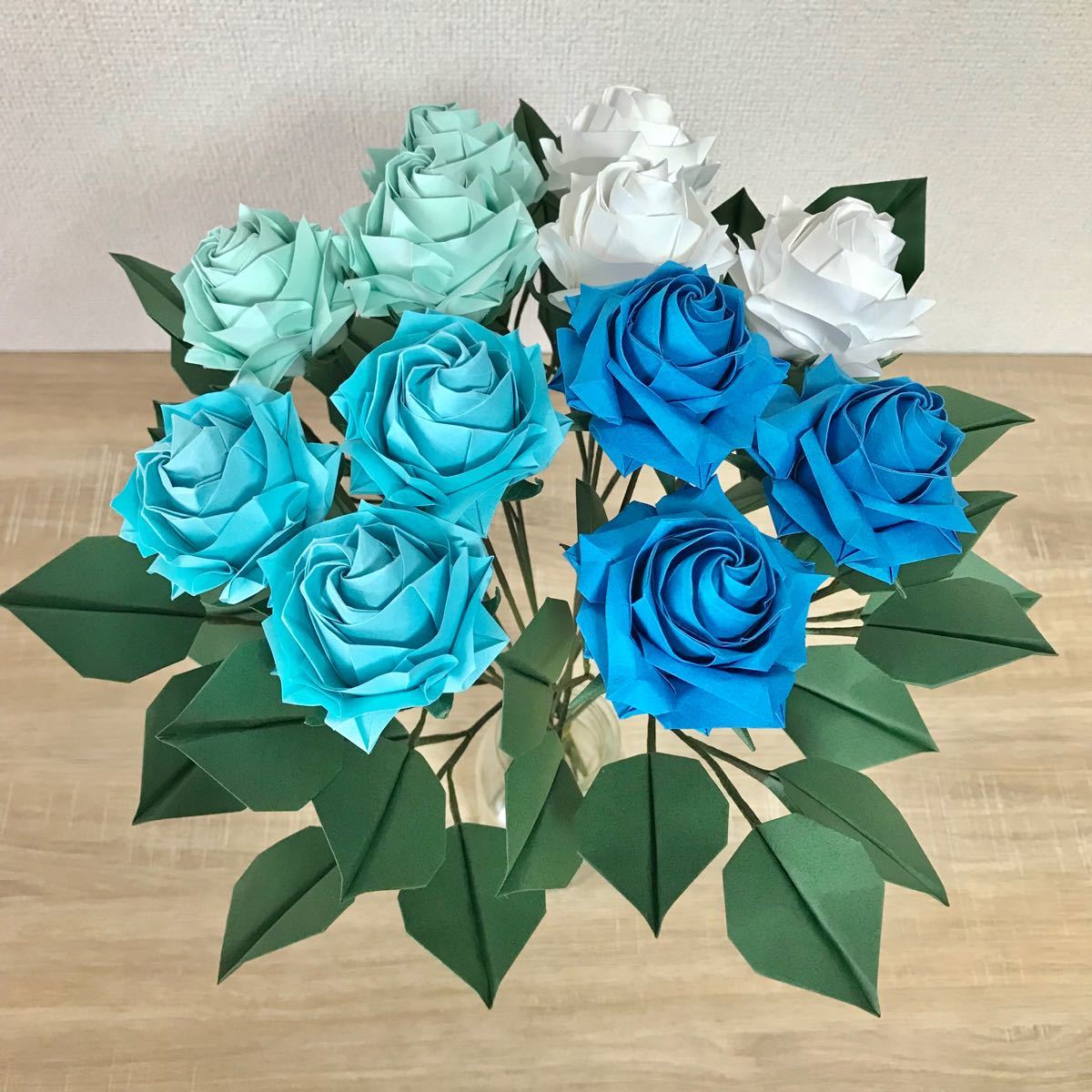 Paypayフリマ オーダーメイド承ります 折り紙のバラ花束 ブルー系12本セット ダズンローズ スワッグ ブーケ フラワーアレンジメント