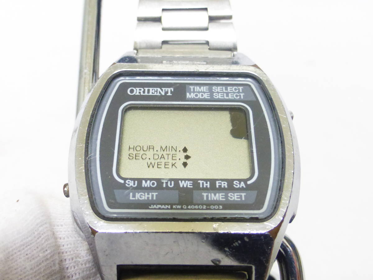 * Orient digital wristwatch Junk 