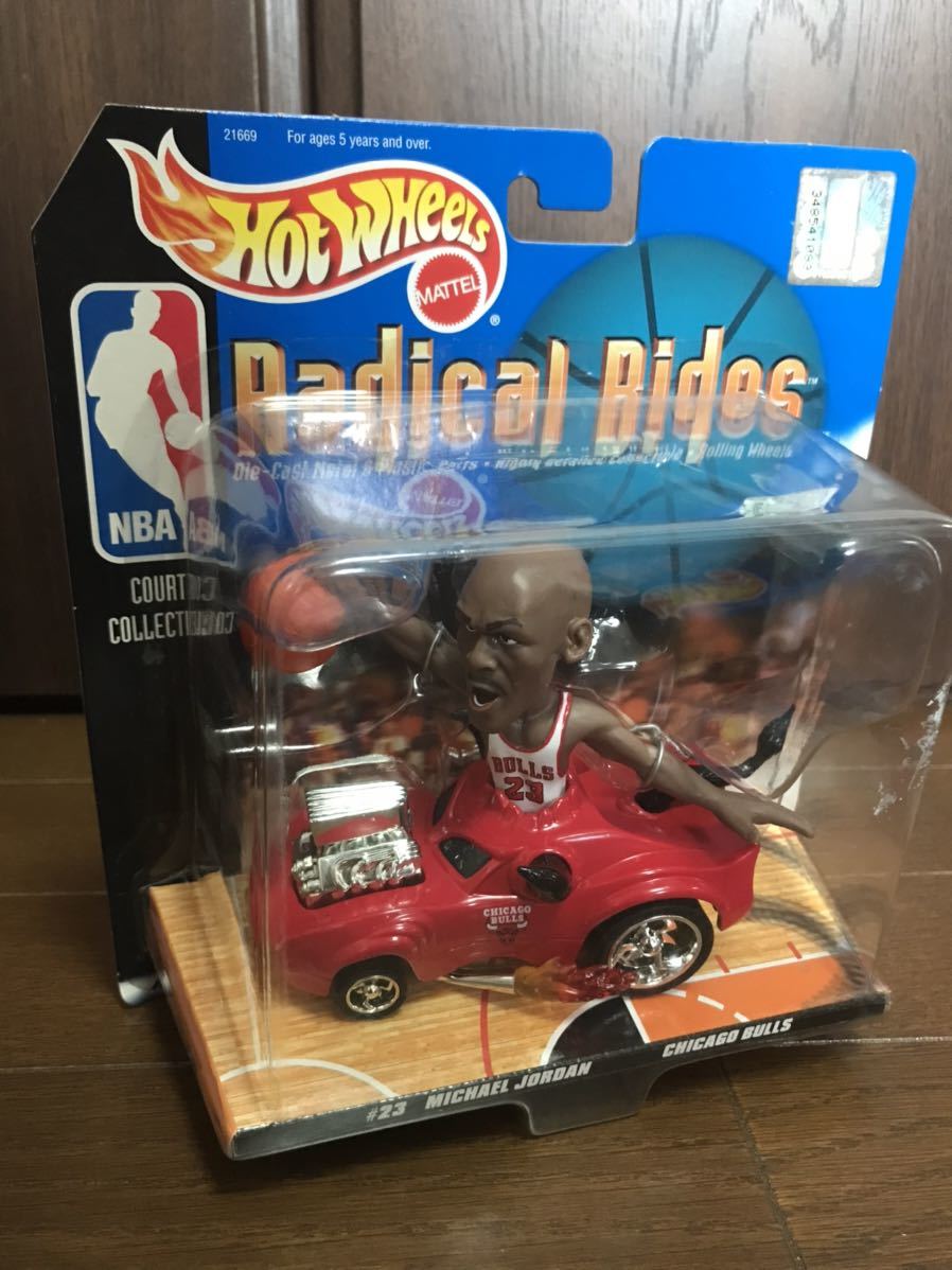 hotwheels RadicalRides KOBE BRYANT LAKERS MICHAEL JORDAN CHICAGO BULLS ANTOINE WALKER CELTICS GRANT HILL PISTONS NBA баскетбол 