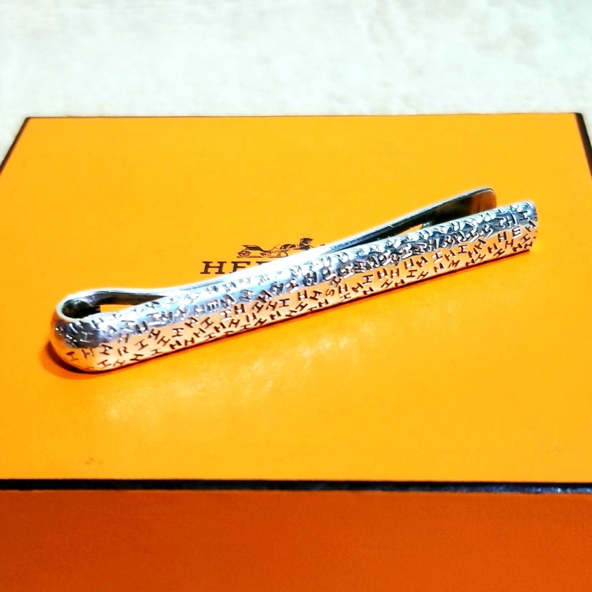 HERMES ネクタイピン メンズ エルメス タイバー シルバー 新品 HERMES ネクタイピン メンズ エルメス タイバー シルバー 新品