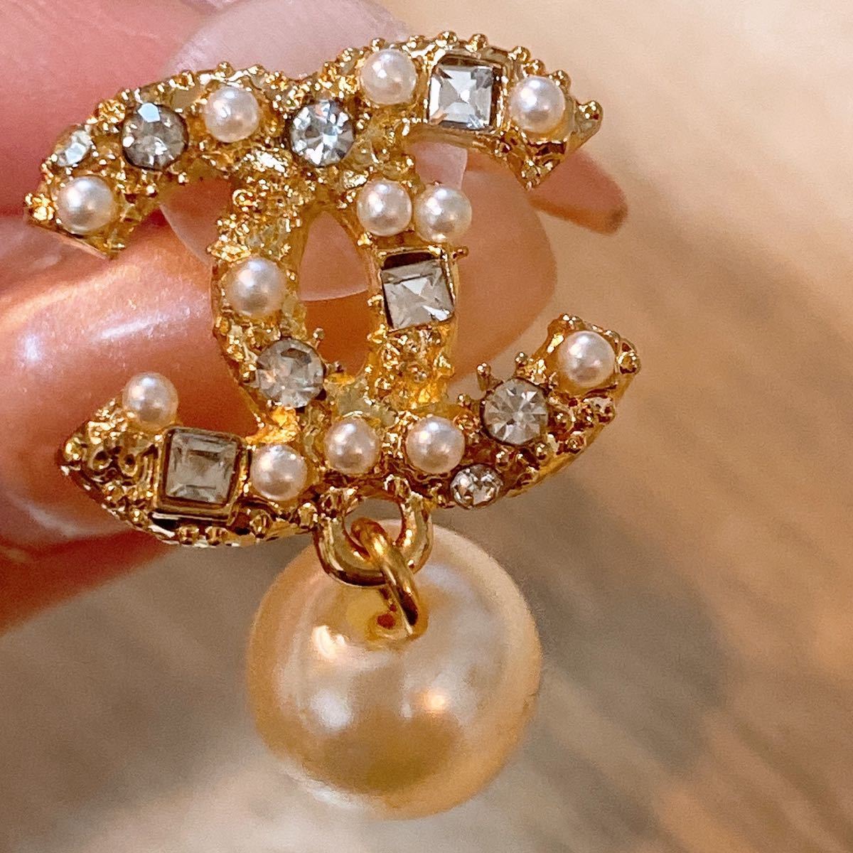 CHANEL ピアス シャネル ビジュー パールピアス|Yahoo!フリマ CHANEL ピアス シャネル ビジュー パールピアス|Yahoo!フリマ