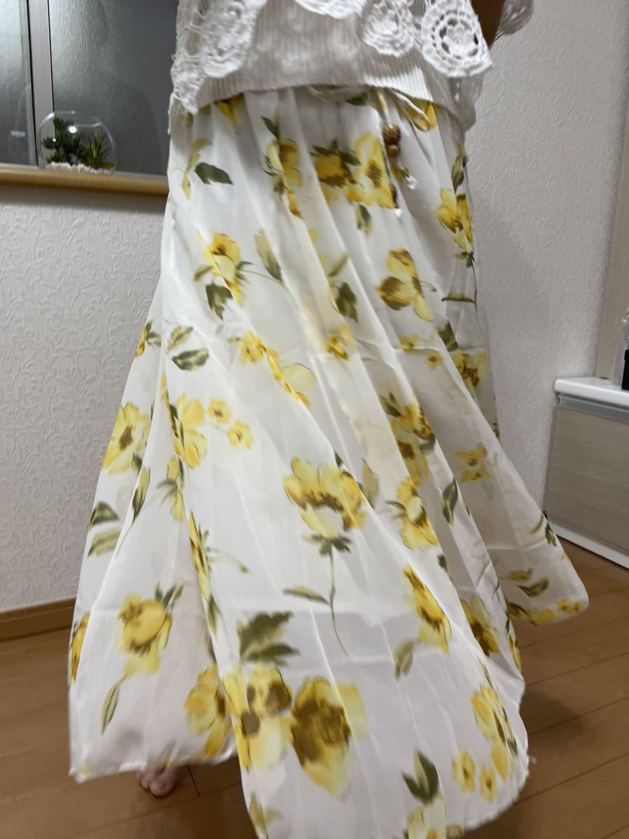 ロングスカートレディース　花柄　プリーツ　シフォン　マキシ丈　上品　リゾート風　8023