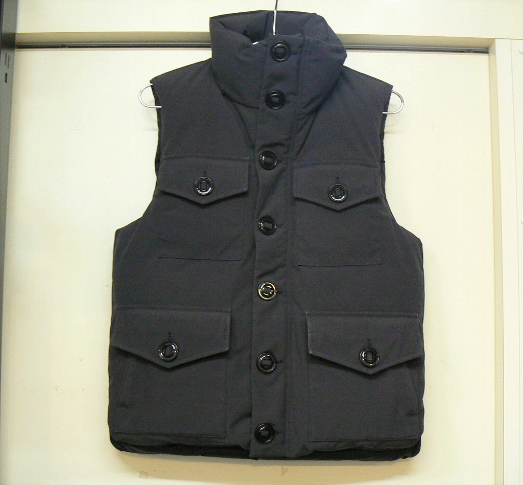 カナダグース CANADA GOOSE ダウン ベスト トップス ネイビー系 3434JM