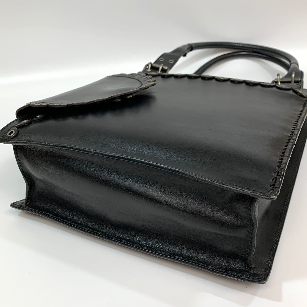 ★Yves Saint Laurent/イブサンローラン/黒革アイレット/ハンドバッグ/スタッズ/ハトメ/YSL/used★