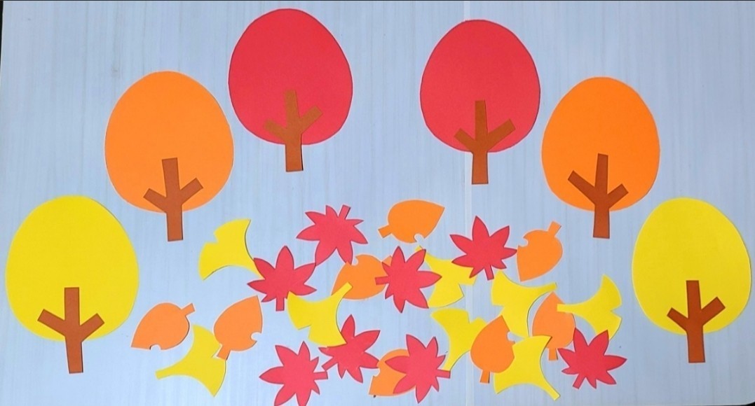 おすすめ】秋の壁面 保育園 幼稚園 壁面製作 壁面飾り もみじ いちょう 落ち葉｜PayPayフリマ