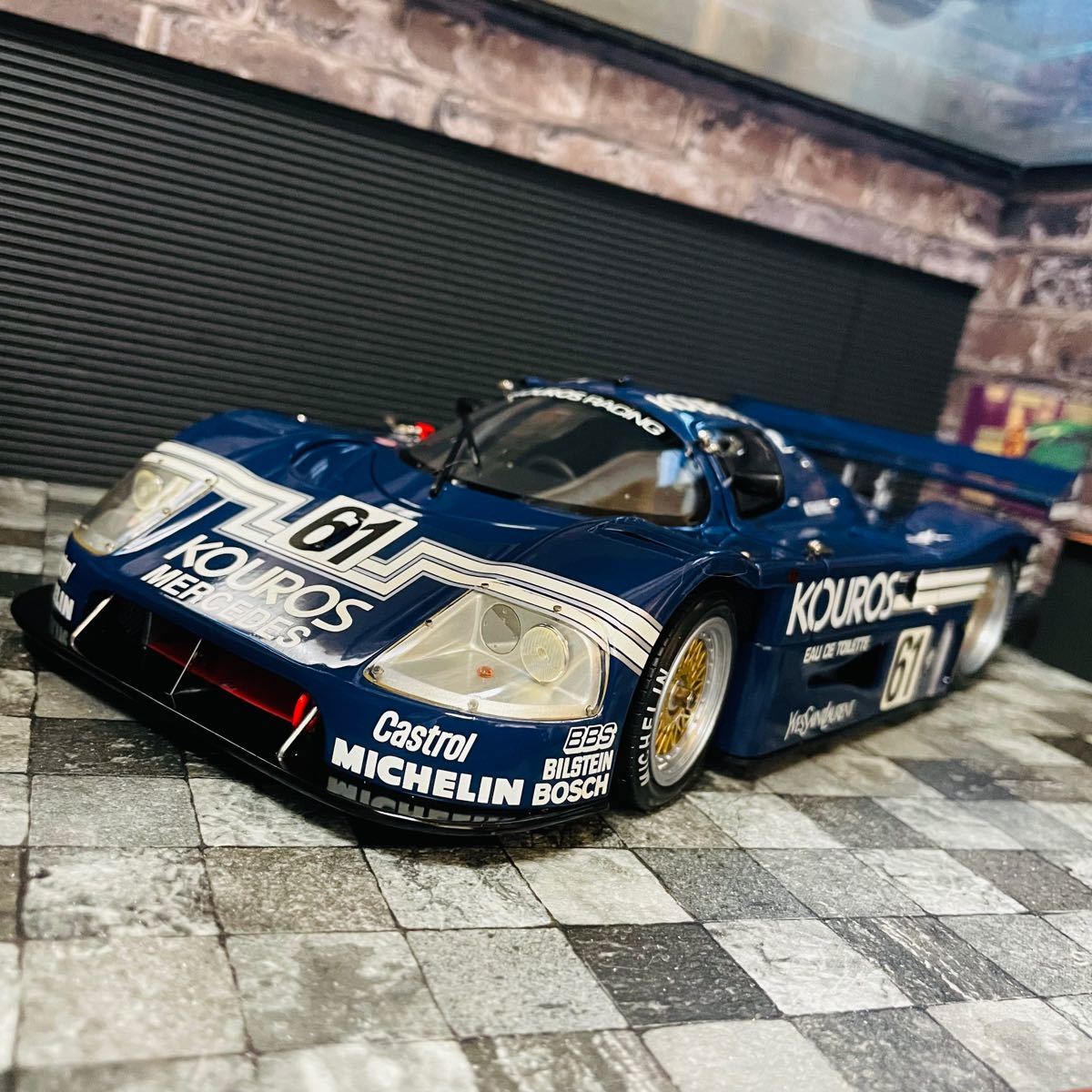 1/18 EXOTO ザウバー メルセデス C9 1987 スパ1000km