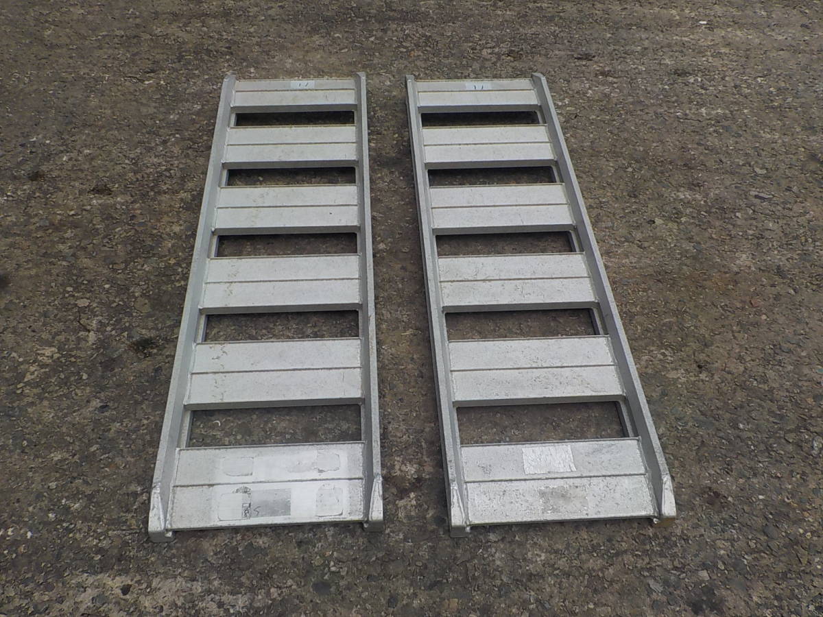  Okayama departure 7660418400021* Showa era * aluminium bridge -11* nail type *1 ton *2 pcs set *SB* foot board * used 