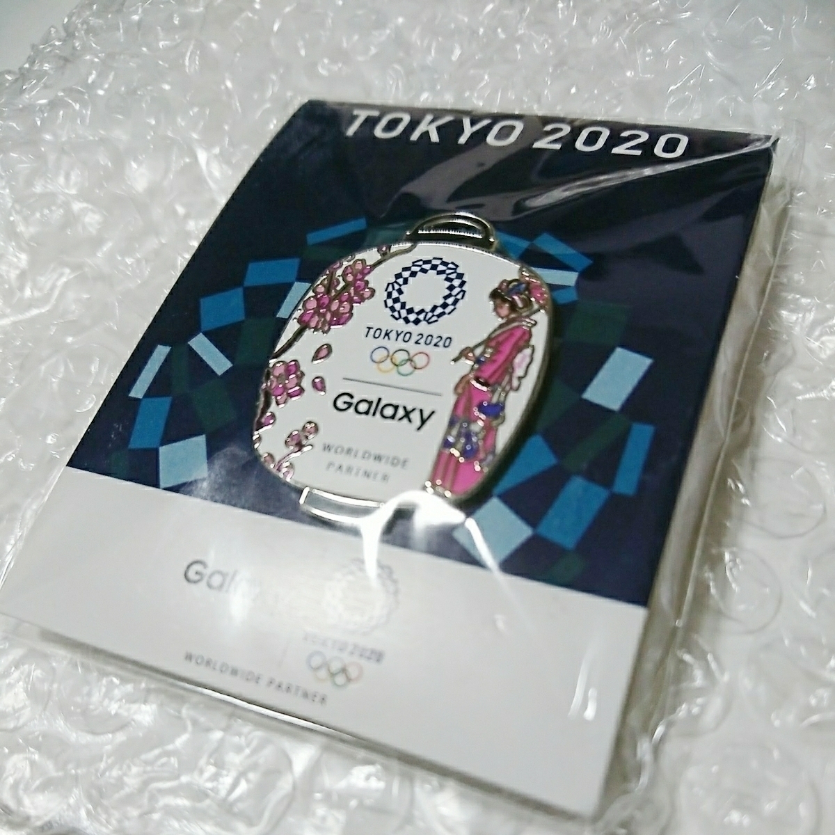 激レア！★GALAXY【和服美人】東京2020オリンピック ピンバッチ 非売品 希少 東京五輪 ピンバッジ ノベルティ グッズ 貴重 入手困難品_画像1