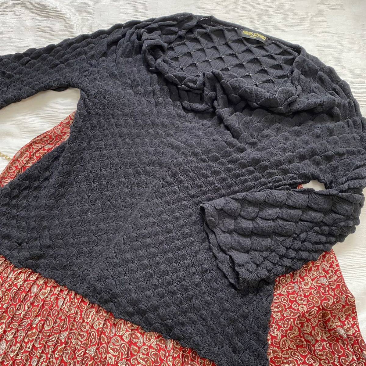 ヒロココシノ HIROKO KOSHINO◆鱗あみ コットンニット カットソー 長袖 透かし編み ストレッチ 黒 ニットセーター サイズ40 a21091102