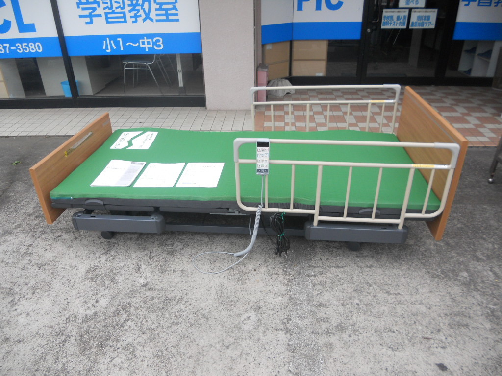 引取り可 愛知県】2019年購入品 パラマウントベッド 3モーター電動介護