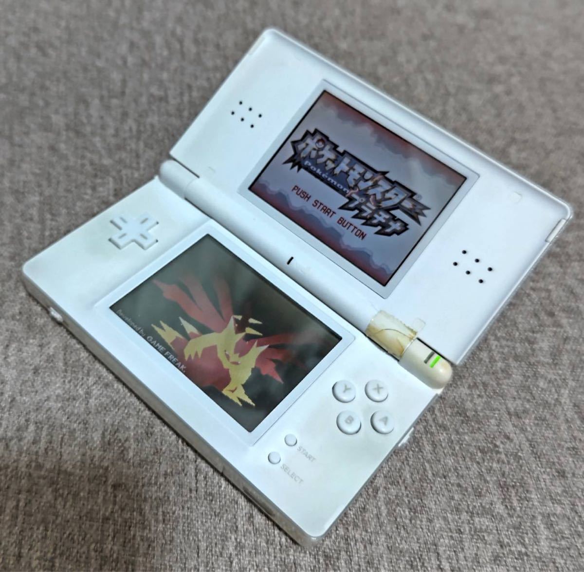 ポケモンセンターオリジナル ニンテンドーDS Liteギラティナエディション＋ポケットモンスタープラチナ　スペシャルセット　中古