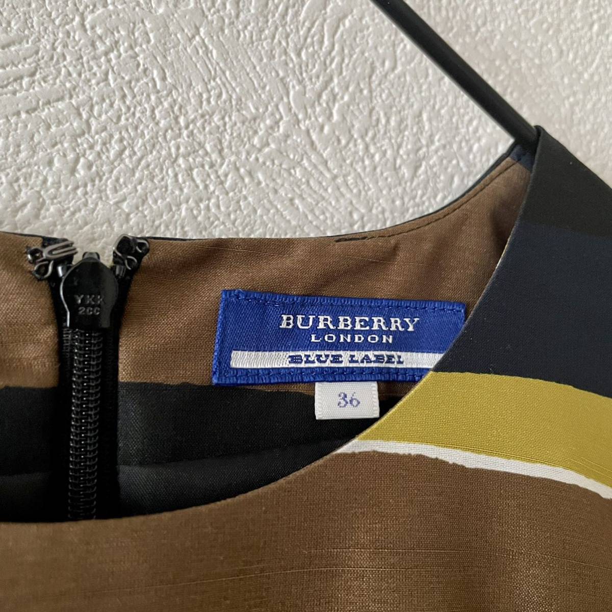 送料無料 未使用 36 レア BURBERRY BLUE LABEL ワンピース バーバリーブルーレーベル ボーダー ベルト付き