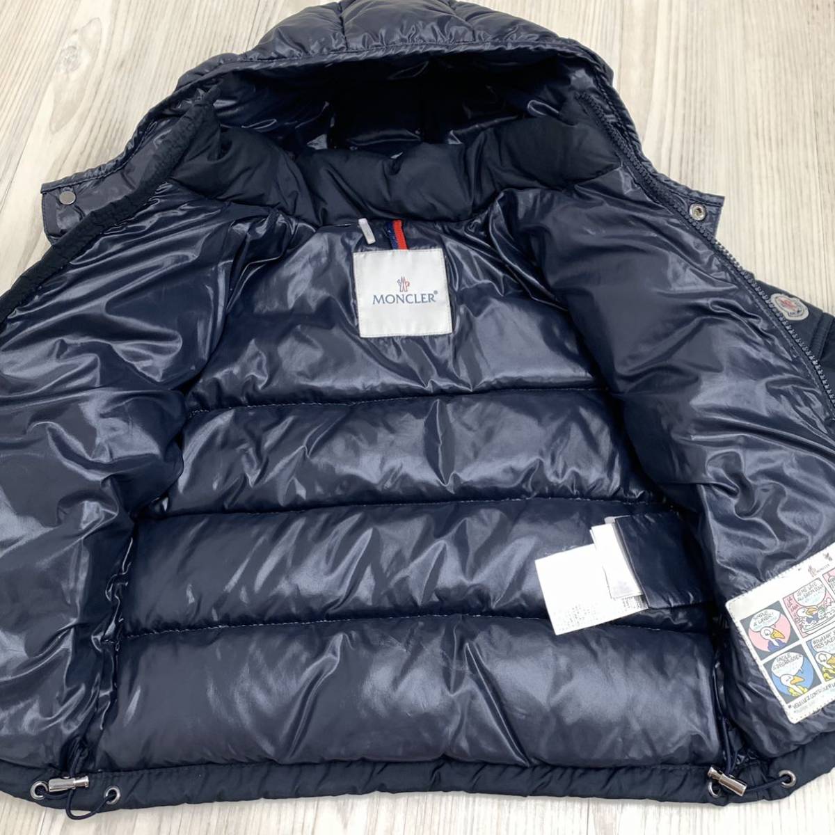 MONCLER モンクレール キッズ 子供用 ワッペン付き フーデッド ジップ ダウンジャケット
