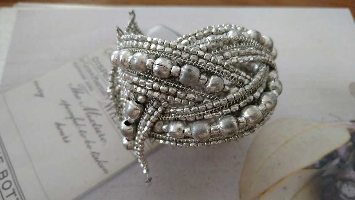 * Kirameki .. presence * silver color beads * futoshi bangle *