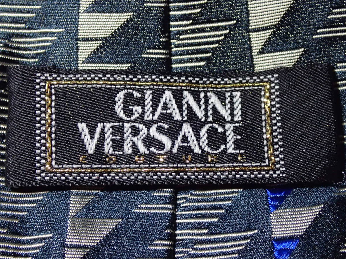 GIANNI VERSACE ジャンニ ヴェルサーチ ネクタイ 黒、白、青色 ブラック、ホワイト、ブルー シルク 幅:約9.3㎝_画像5