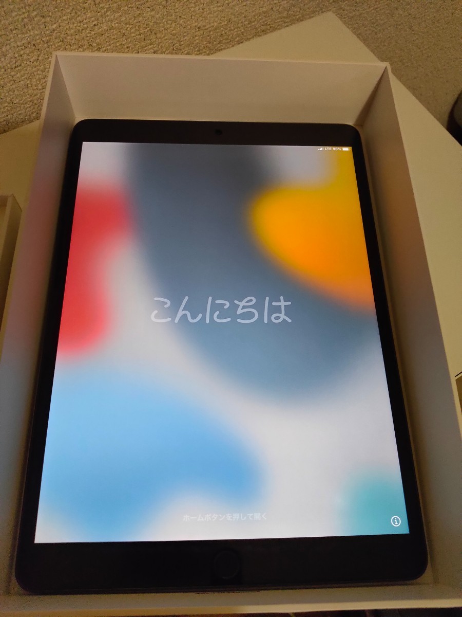 iPad Air 第3世代 10.5 Wi-Fi + Cellular 64GB