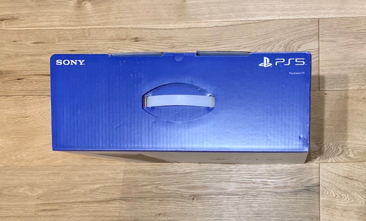 中古美品 SONY PlayStation5 プレイステーション５本体 ディスクドライブ搭載モデル PS5 CFI-1000A01