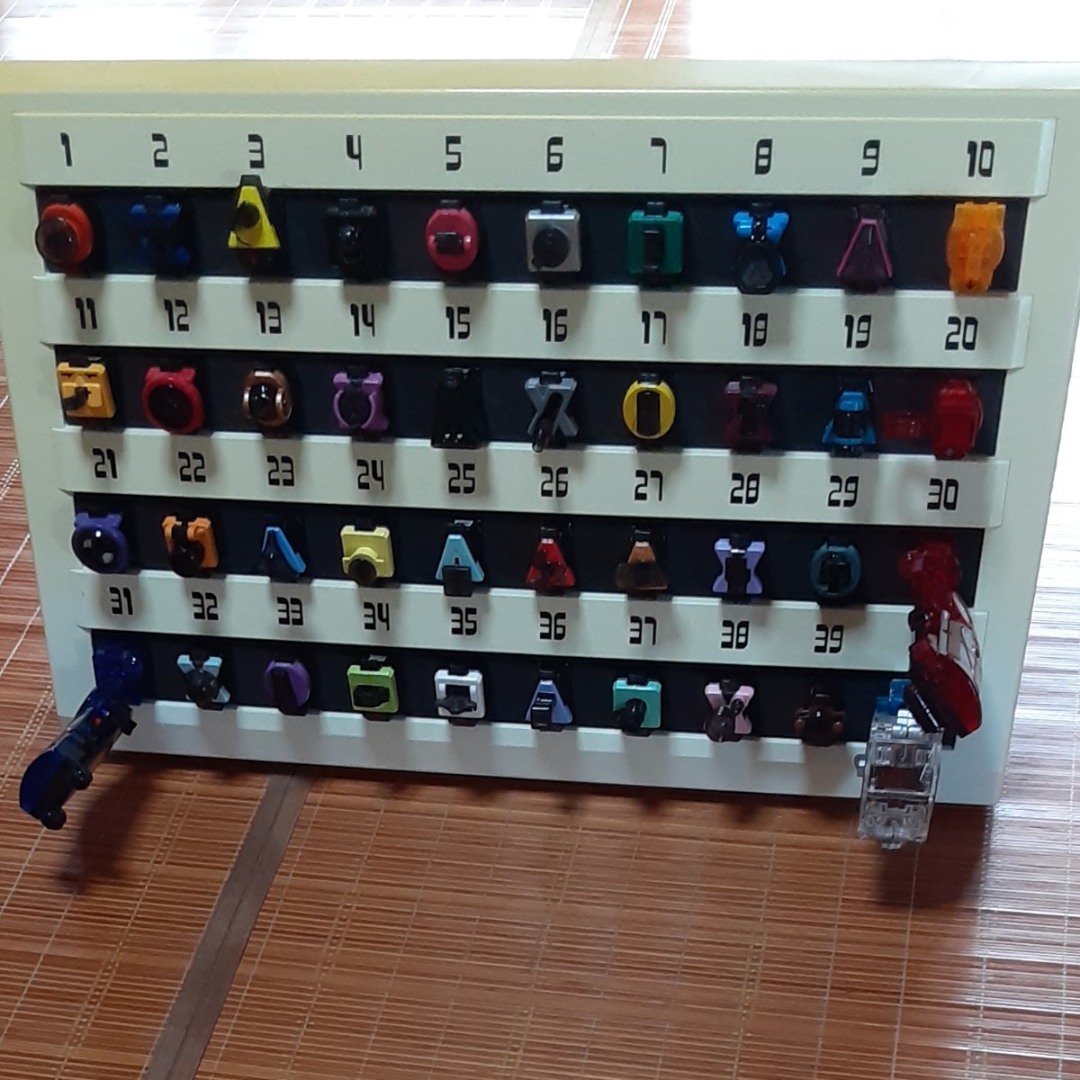 仮面ライダーフォーゼ DXアストロスイッチラック 1~40番全スイッチ付