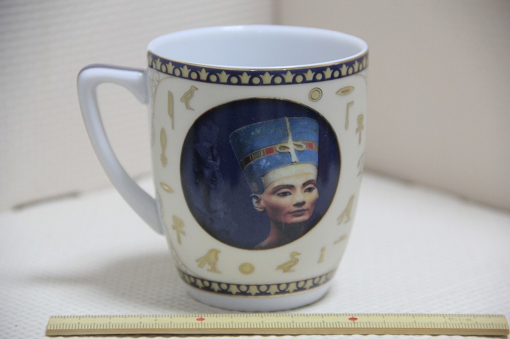 陶器製 ネフェルティティ 柄 エジプト マグカップ 検索 エジプト製 Fathi Mahmoud Pate Et Email Limoges Fonde en 1942 Made In Egypt _画像3