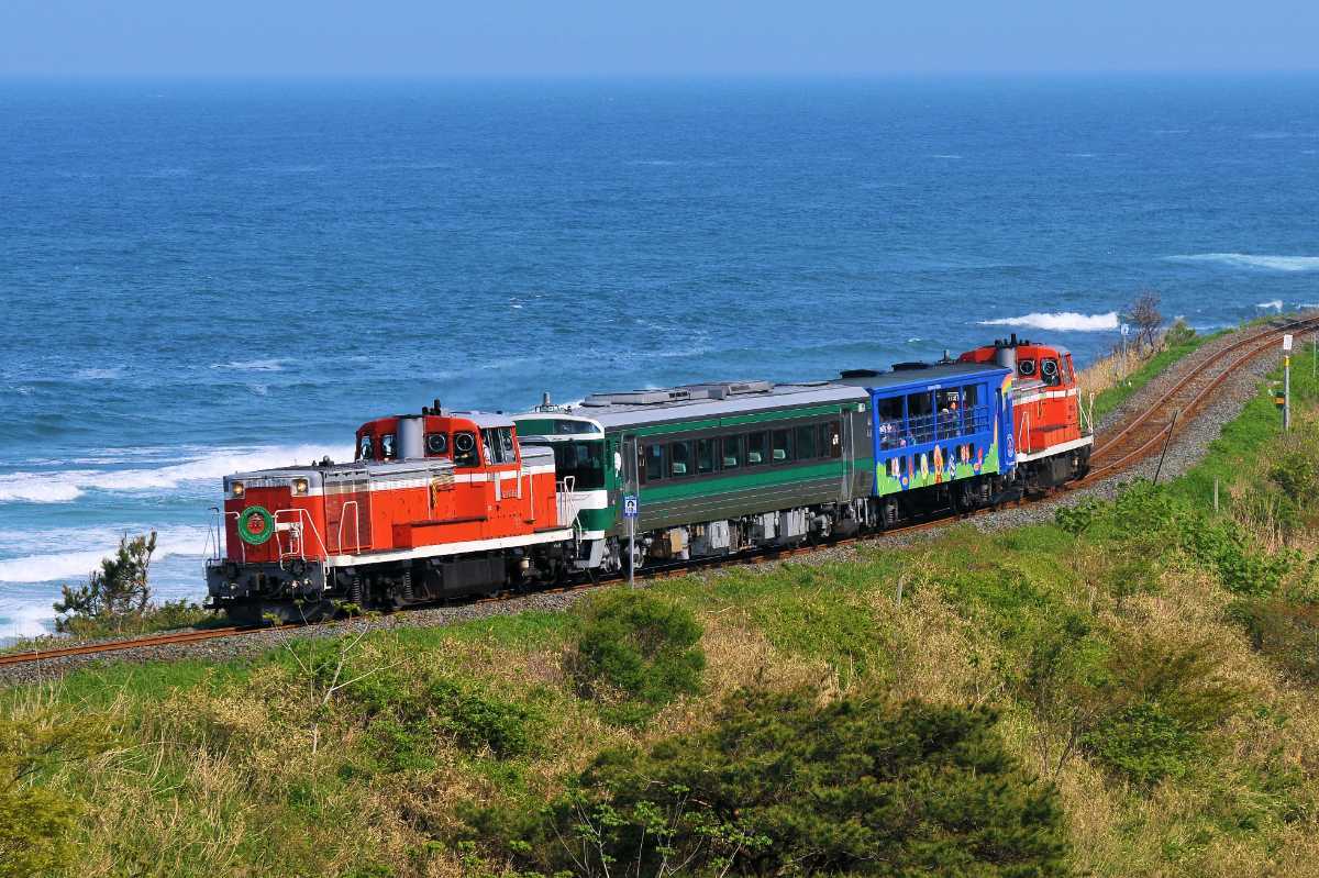 鉄道 デジ 写真 画像 DE10 八戸線 アンパンマントロッコ 2_画像1