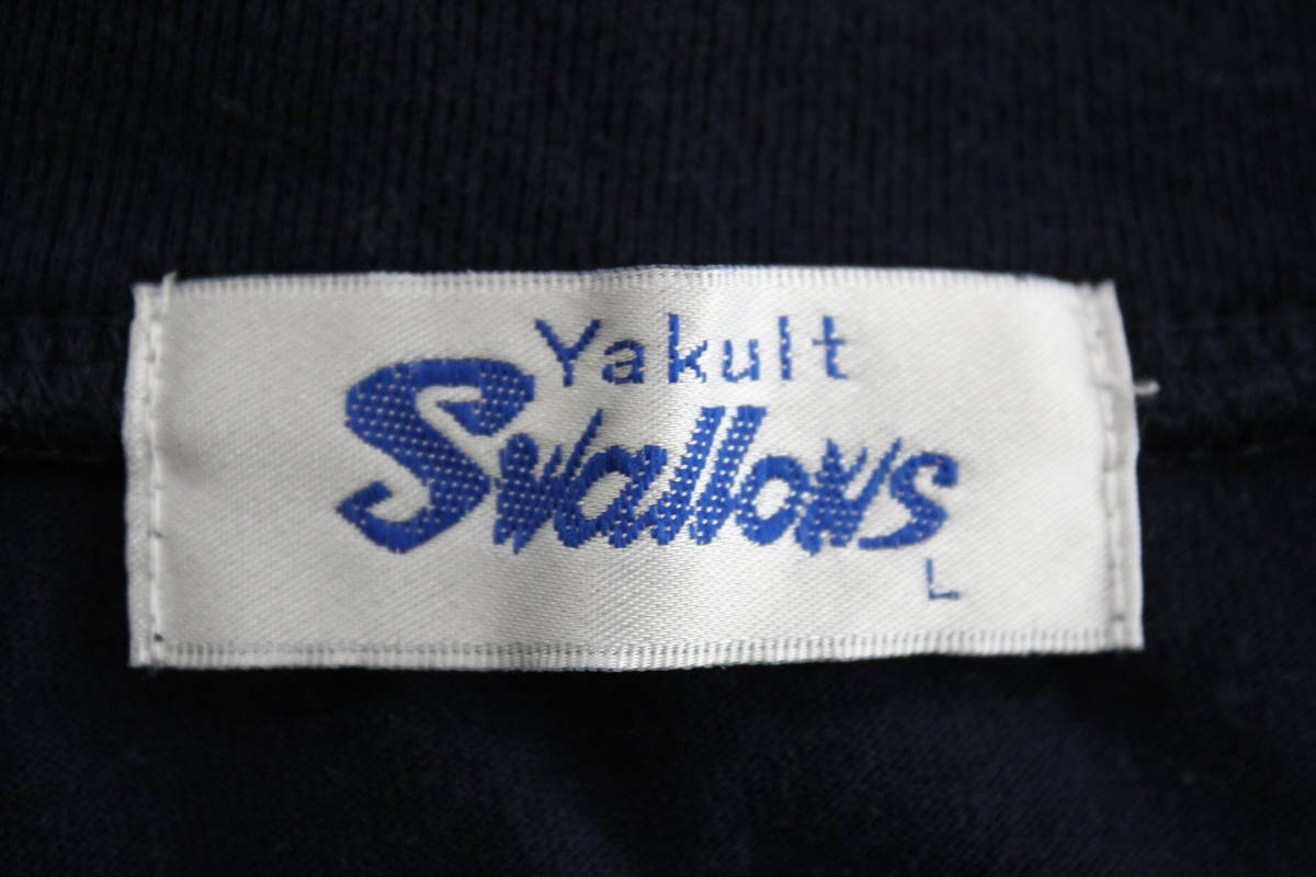 YAKULT　SWALLOWS　ヤクルトスワローズ　Ｖネック半袖Ｔシャツ　メンズ　Ｌサイズ　ネイビー　01_画像3