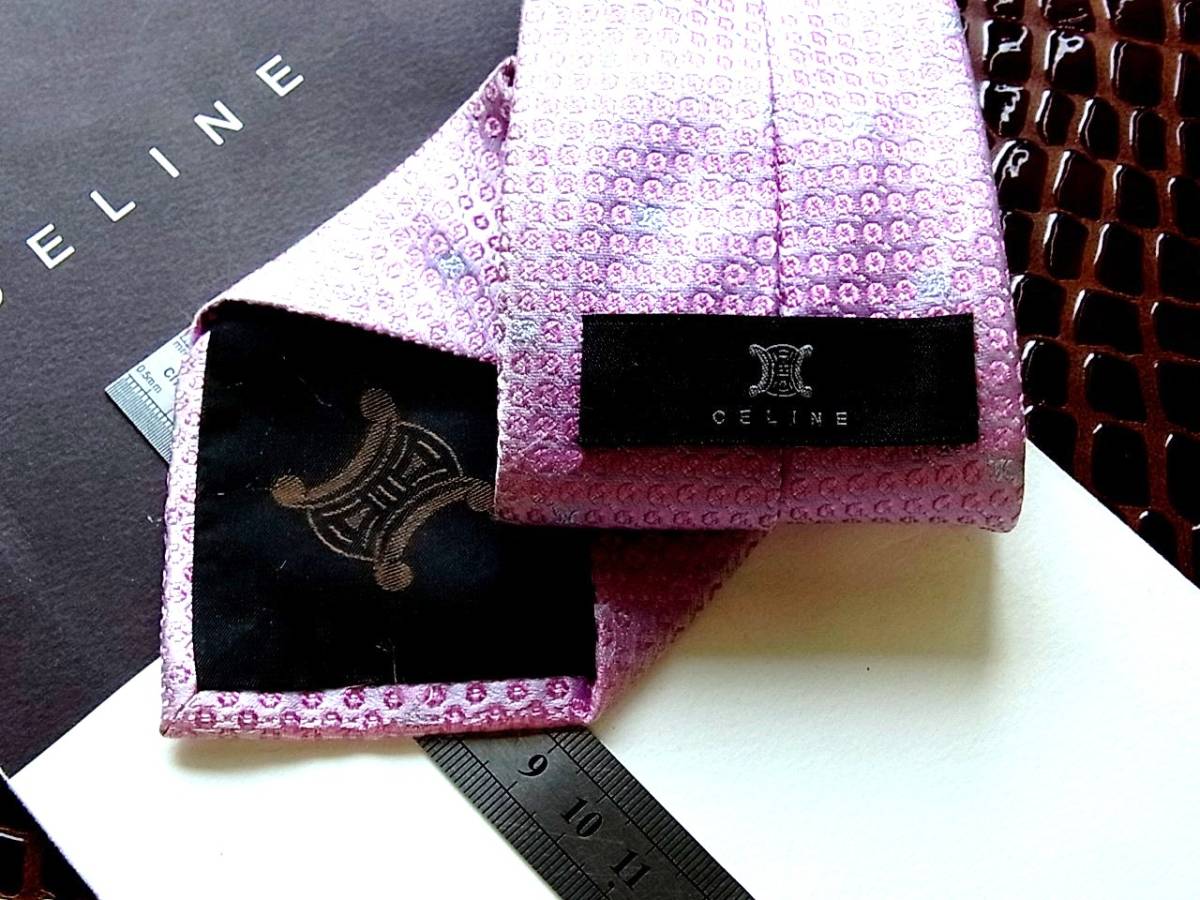 ◆E2591N◆在庫処分SALE◆セリーヌ【CELINE】【刺繍・総ロゴ】ネクタイ_画像2