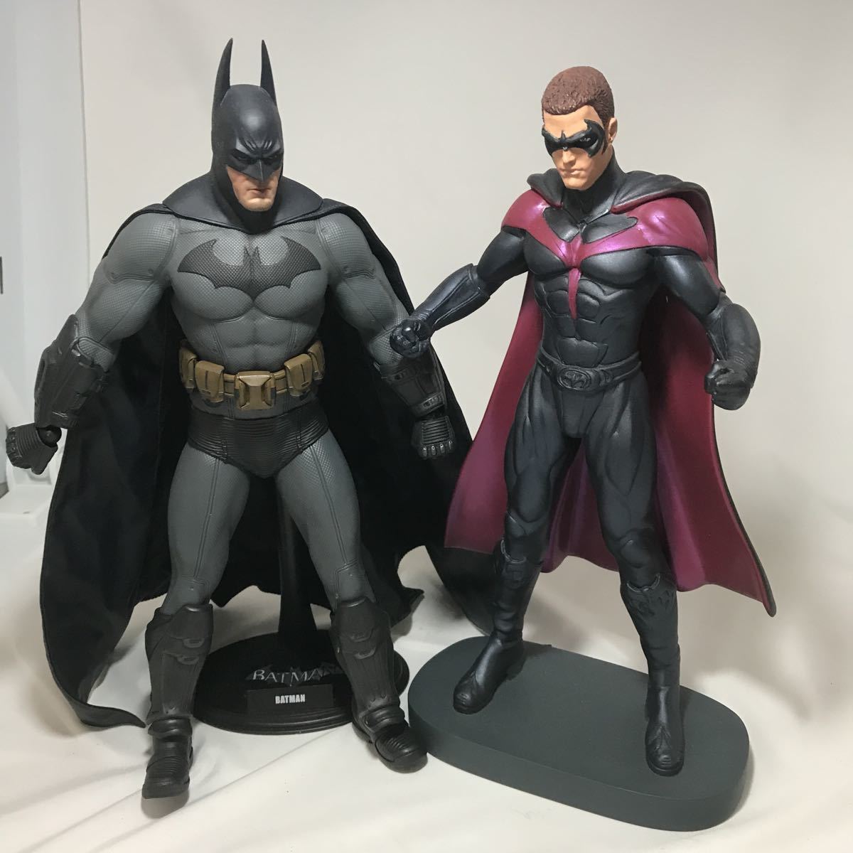 1/6ホットトイズ バットマンとワーナーストア ロビン2体セット